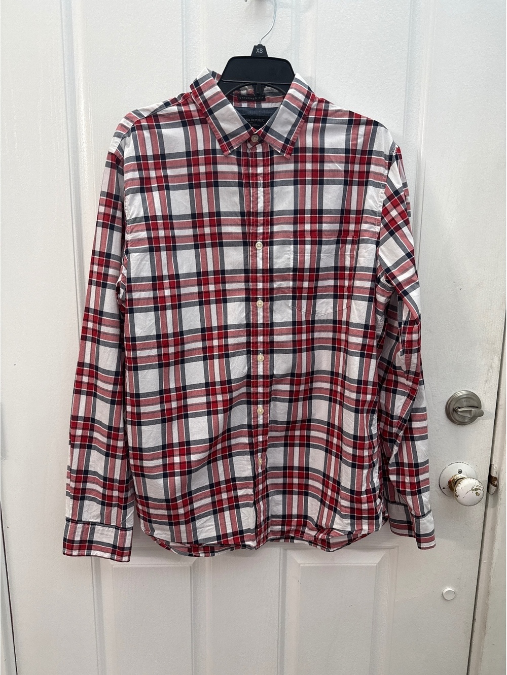 Banana Republic Untucked Button Down
